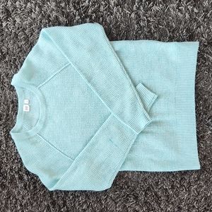 Gap sweater